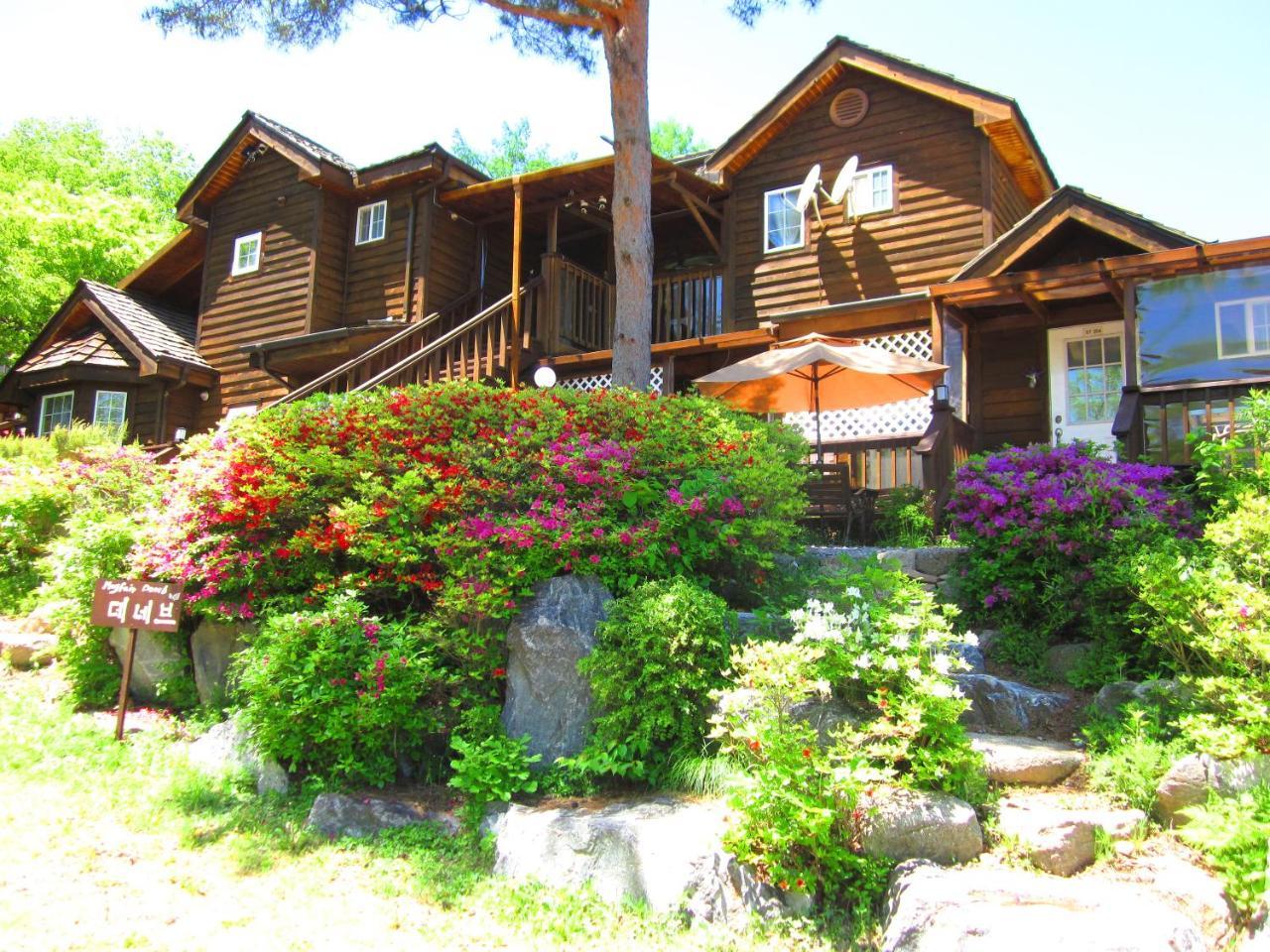 Mayfair Deneb Pension Пхёнчхан Экстерьер фото